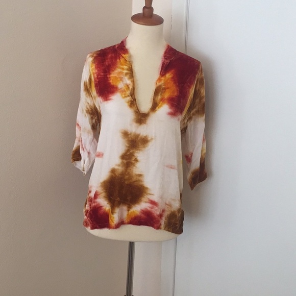 LOVE TANJANE Tops - XS NWOT LOVE TANJANE Velvet Top G01 2853